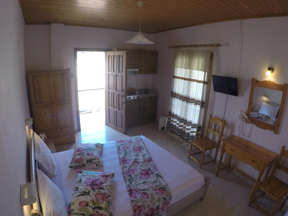 Geroulis Stefanos Studios Vasiliki Dış mekan fotoğraf