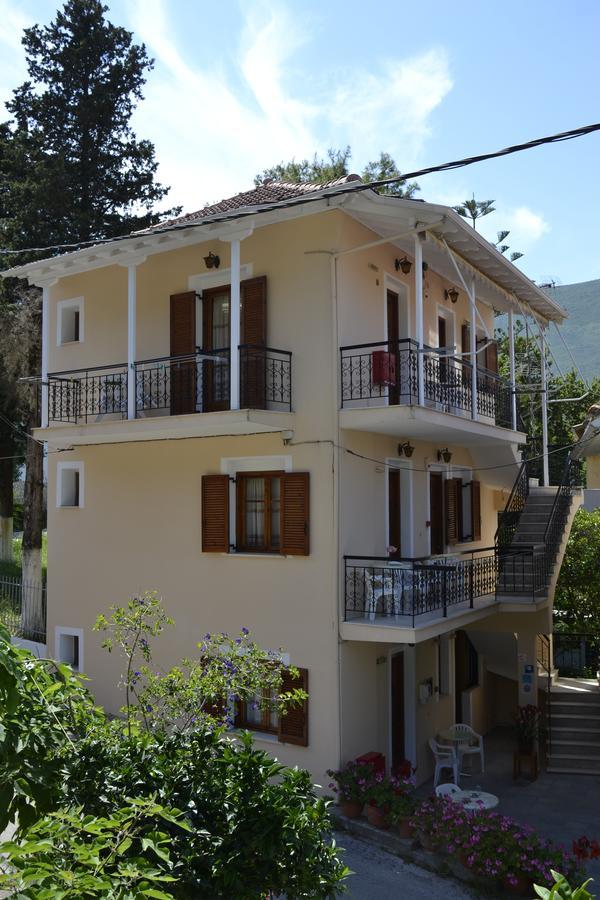 Geroulis Stefanos Studios Vasiliki Dış mekan fotoğraf